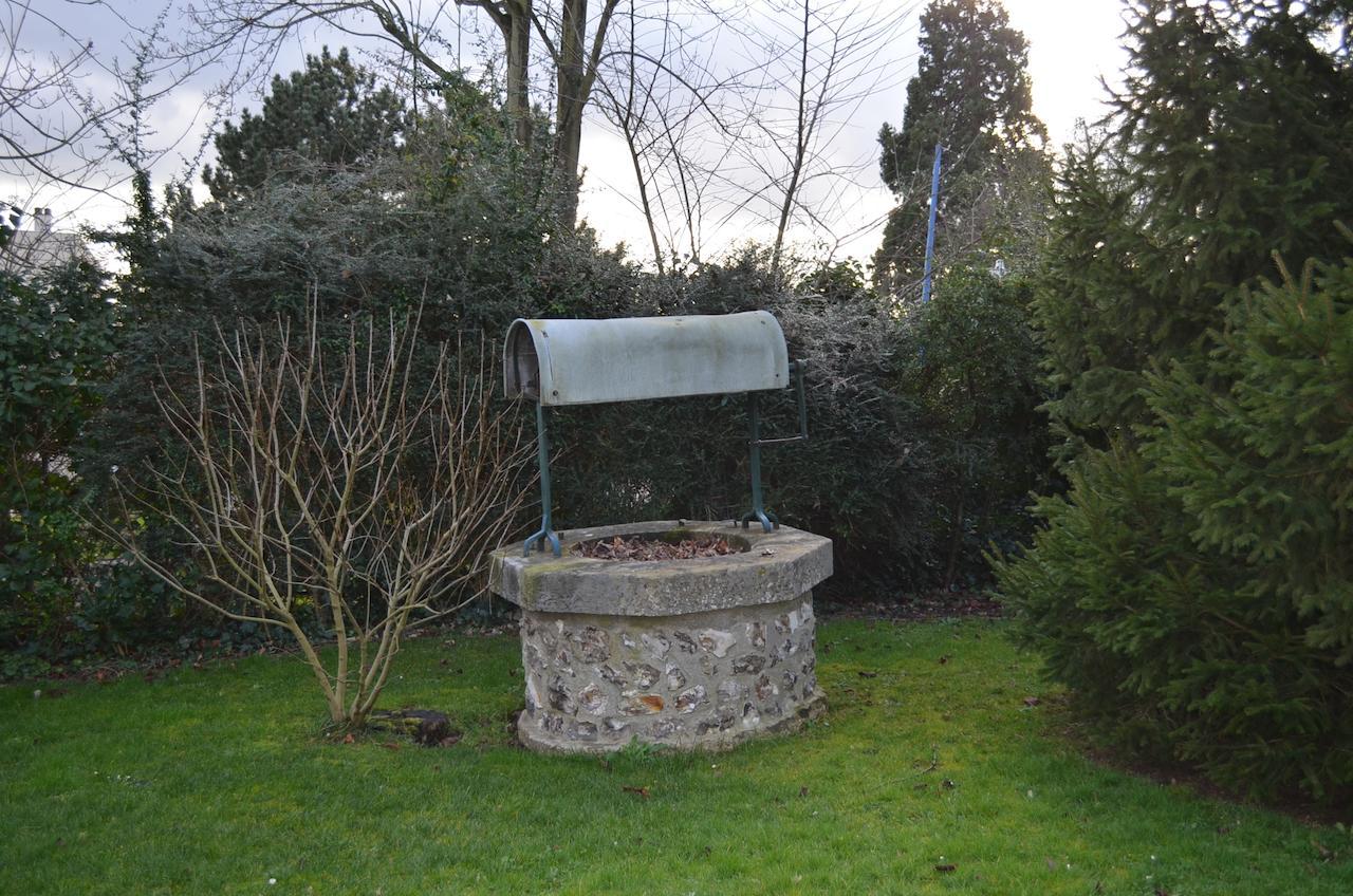 Hotel Au Chateau Blanc Saint-Aubin-lès-Elbeuf Exteriör bild