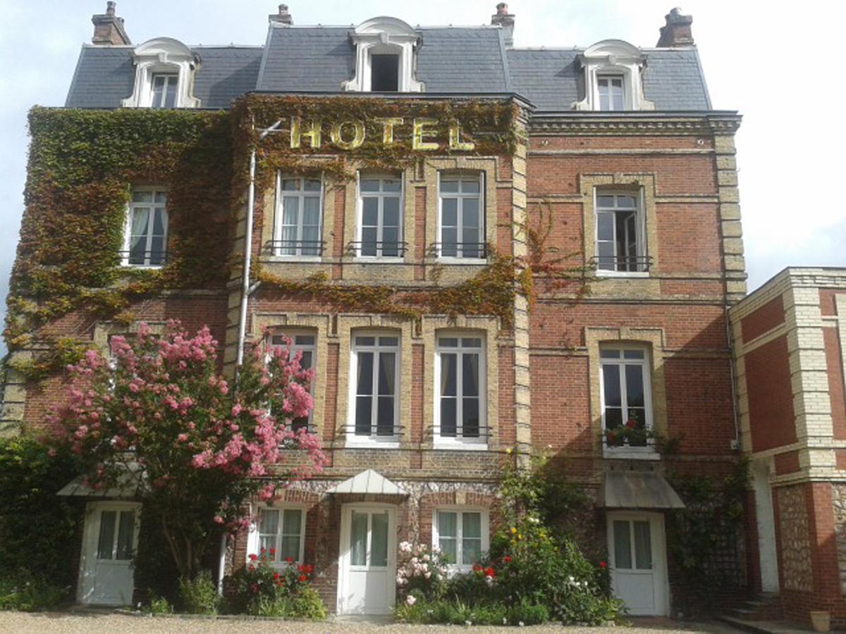 Hotel Au Chateau Blanc Saint-Aubin-lès-Elbeuf Exteriör bild
